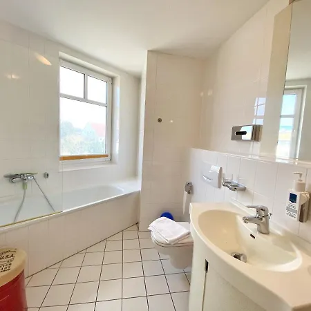 Appartement Am Rondell Neddesitz, 305